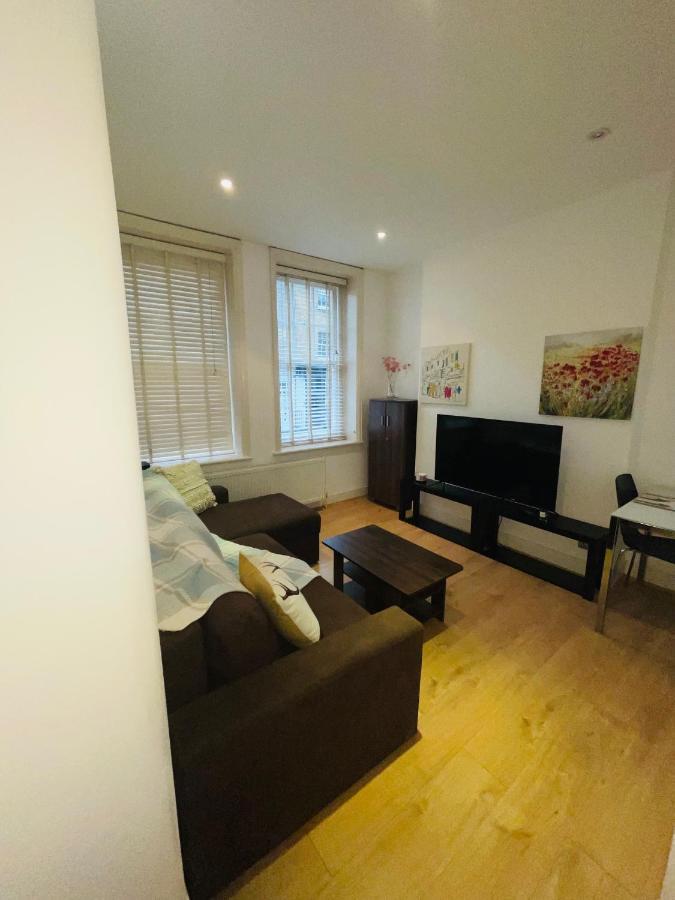 Amazing 2 Bedroom Apartment Лондон Екстер'єр фото